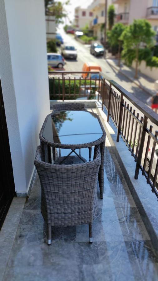 Amalthia Hotel Apartments Rethymno Exteriör bild